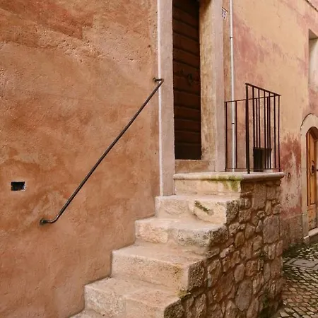 Il Borgo Di San Pio * Fontecchio