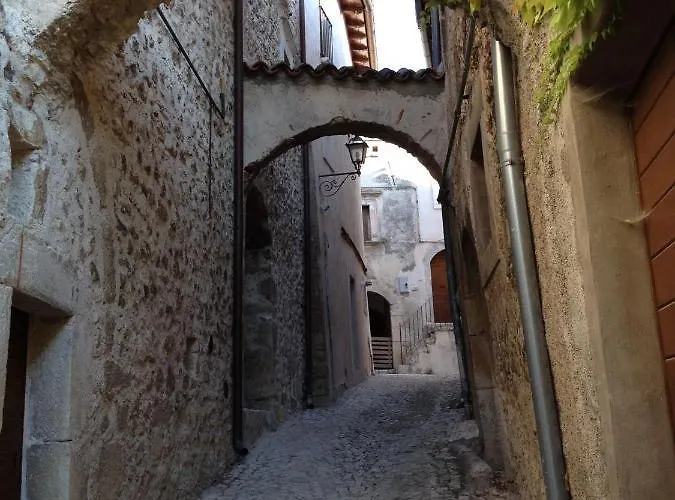 Il Borgo Di San Pio * Fontecchio